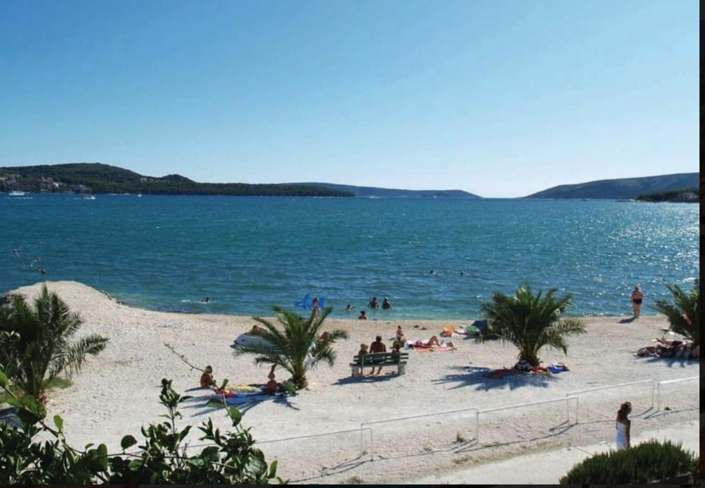 House Mariposa Hotel Trogir Buitenkant foto