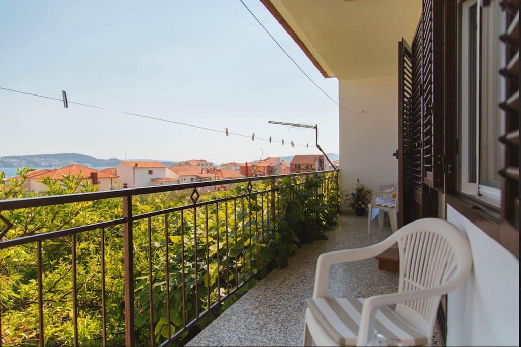 House Mariposa Hotel Trogir Buitenkant foto